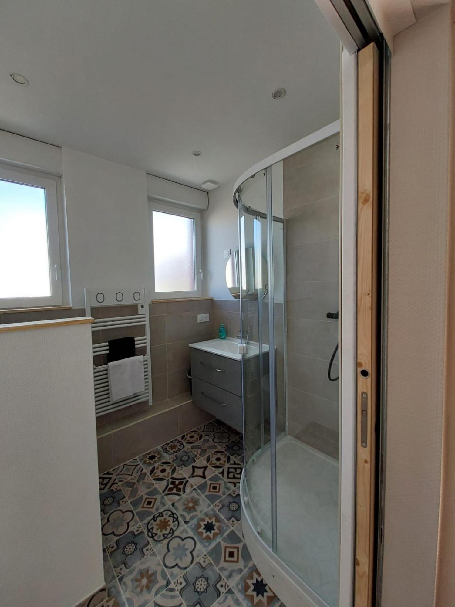 Les Appartements Sur Pompidou - 7 Appartements Neufs Societe Selogerametz Com ภายนอก รูปภาพ