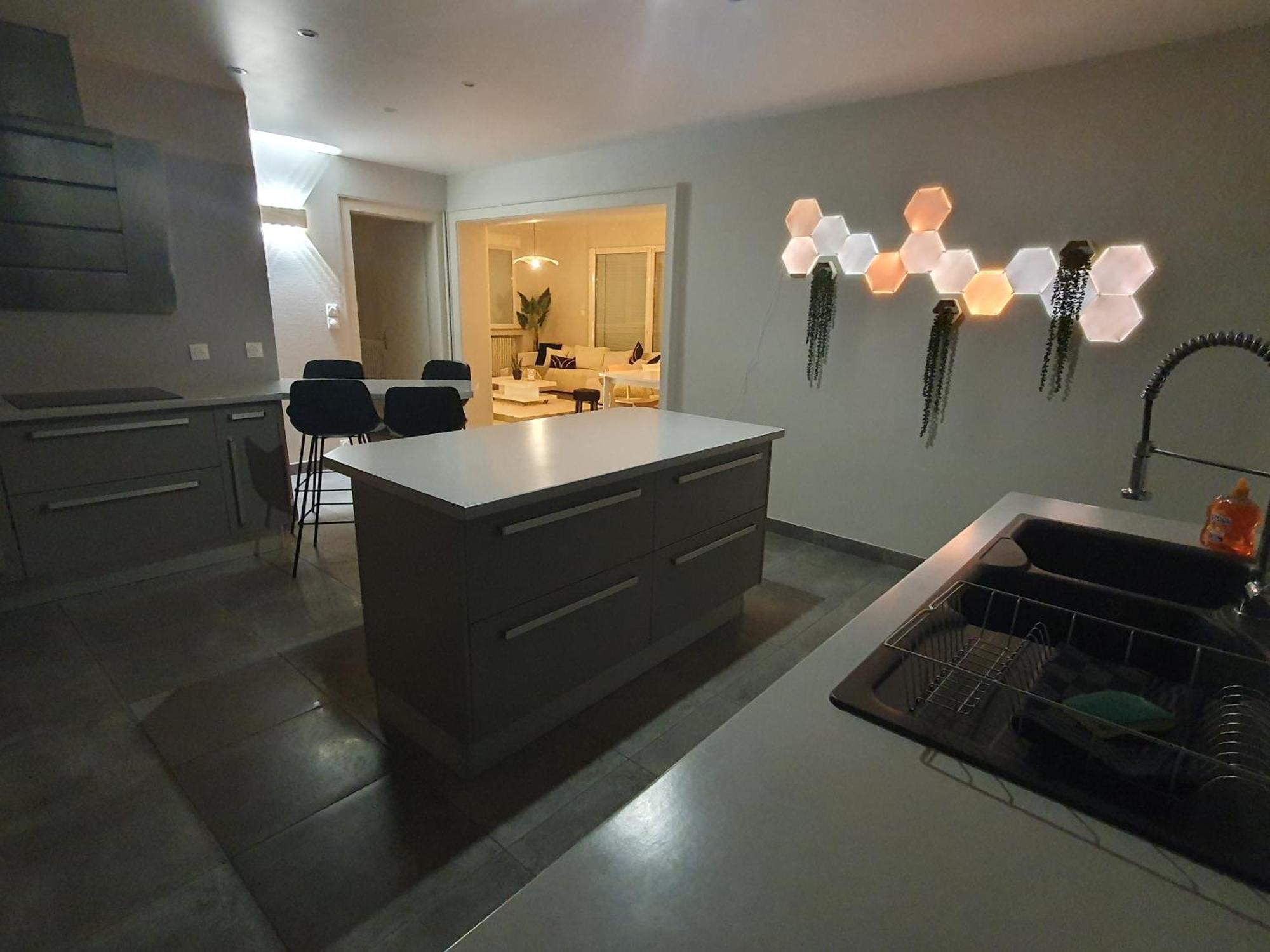 Les Appartements Sur Pompidou - 7 Appartements Neufs Societe Selogerametz Com ภายนอก รูปภาพ