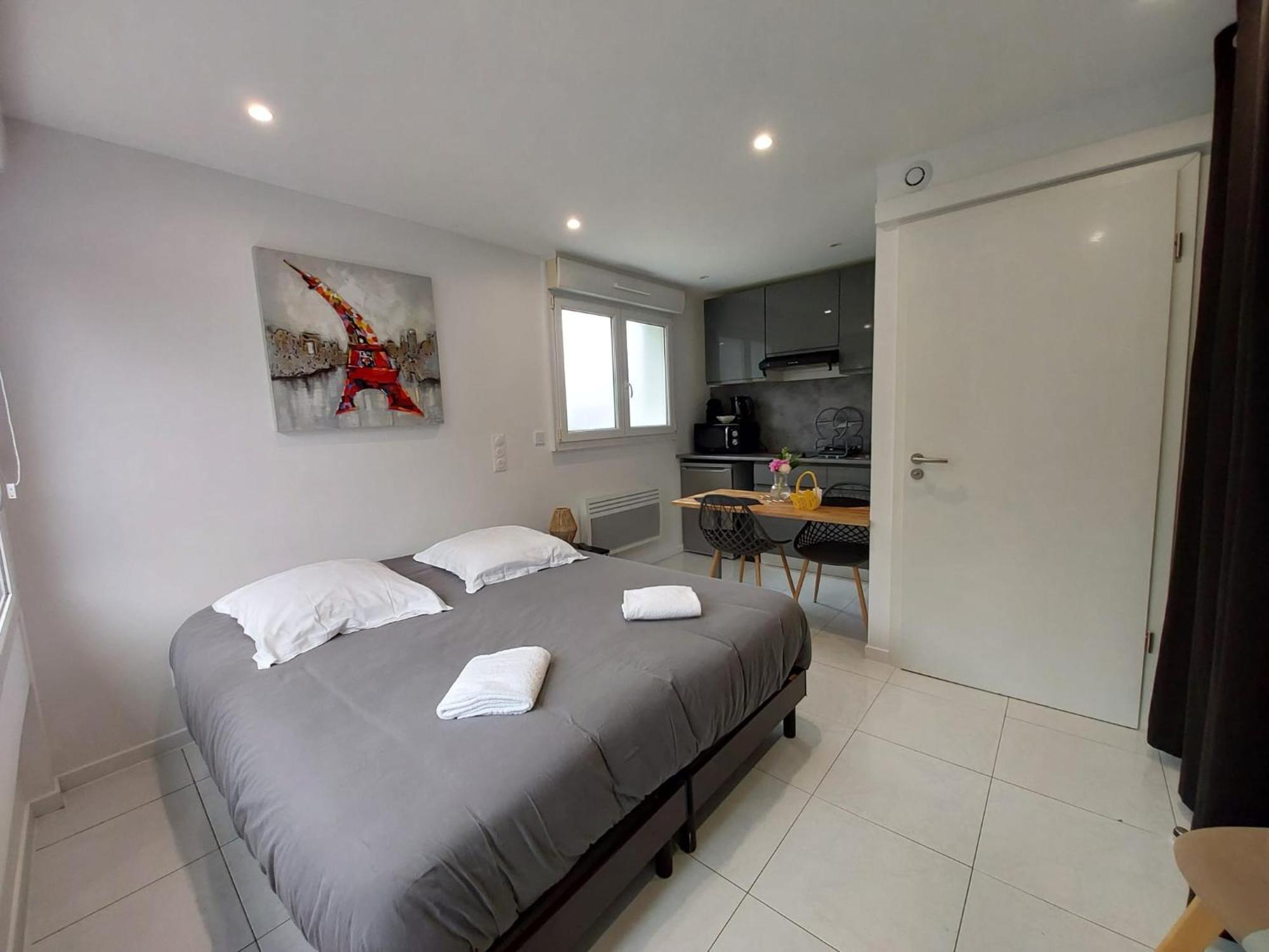 Les Appartements Sur Pompidou - 7 Appartements Neufs Societe Selogerametz Com ภายนอก รูปภาพ