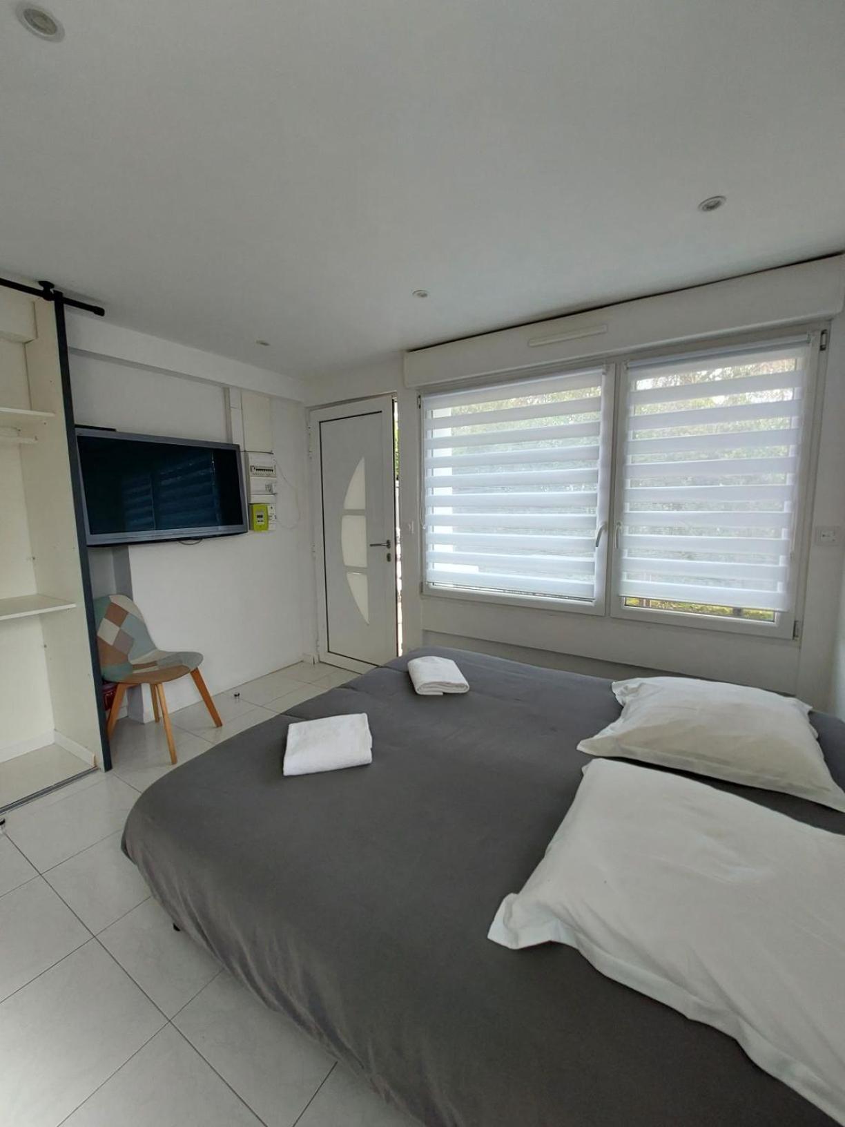 Les Appartements Sur Pompidou - 7 Appartements Neufs Societe Selogerametz Com ภายนอก รูปภาพ