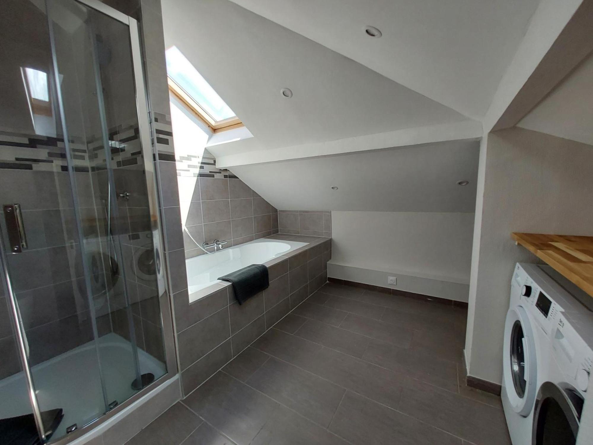 Les Appartements Sur Pompidou - 7 Appartements Neufs Societe Selogerametz Com ภายนอก รูปภาพ